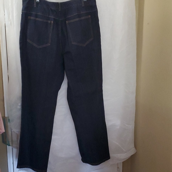 Jeans - Picture 2 of 2